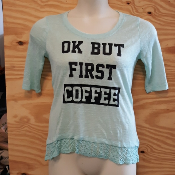 No Boundaries Tops - No boundaries size M (Sku OB 154)